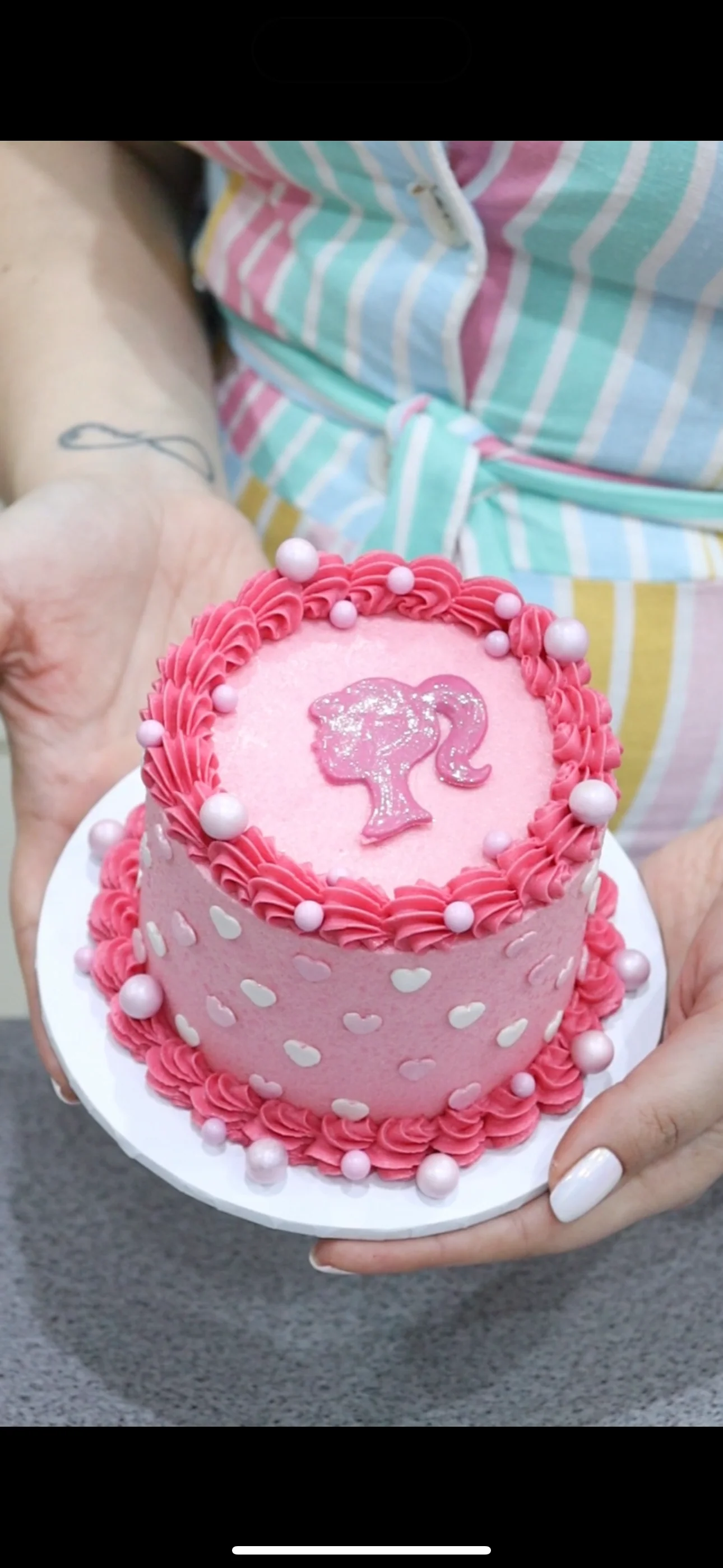 Frost Form - 4" (10cm) Bento Kit - Round Cake Decorating Kit - Buttercream & Ganache icing system - Image 7